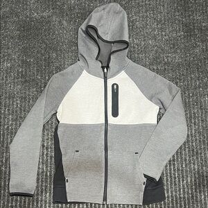 Old Navy Gray and black Kids zip up Hoodie Size M (8)